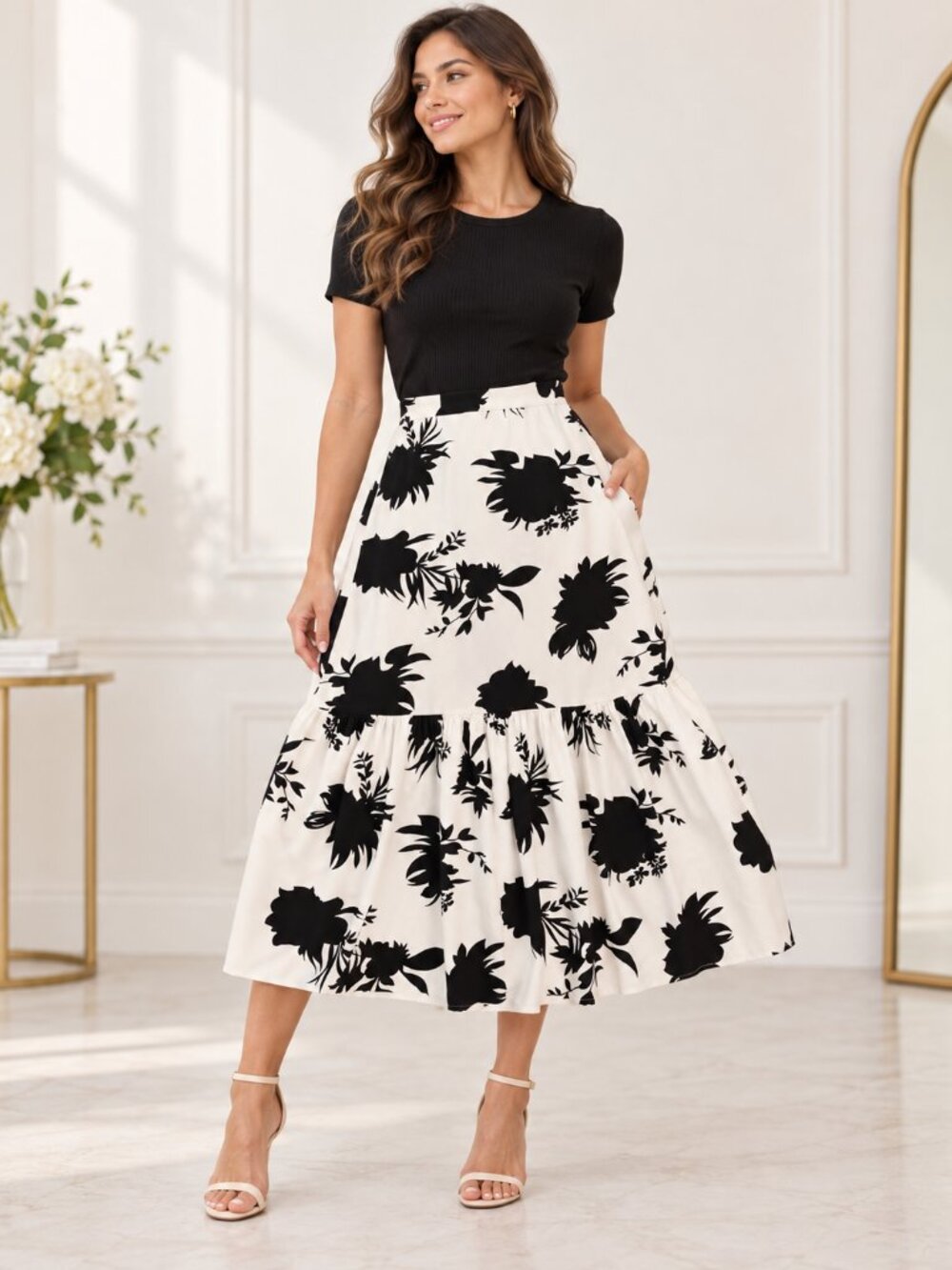 Black & White Floral Maxi Skirt w/ Ruffle Hem & Slit Size S